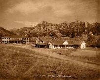 ElkHorn Lodge - Estes Park