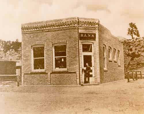 Bank-Estes Park